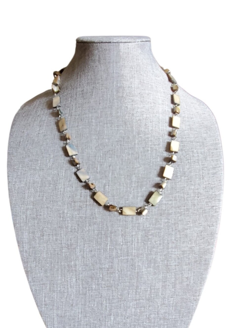 Vtg. Handmade MOP Beads Necklace
